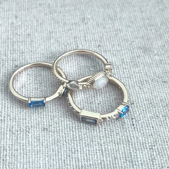 Awe Inspired Oracle Stacking Ring Set, Size 6 - Picture 5 of 9
